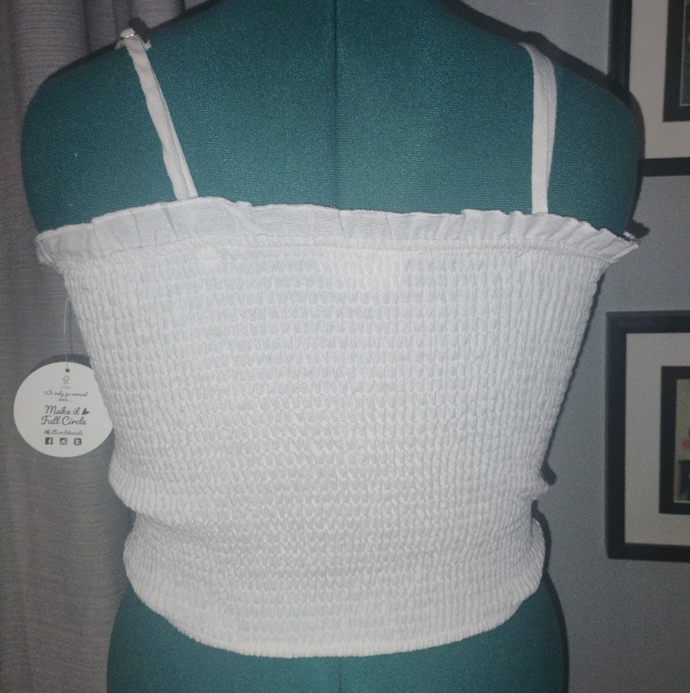 Smocked White Linen-Blend Crop Top, Sz XL - Picture 4 of 7